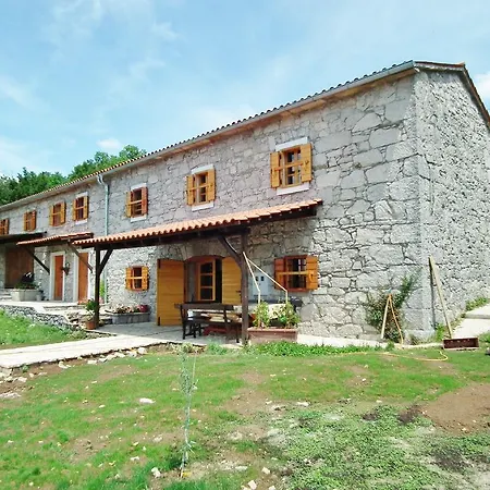 Ola 309 * Lupoglav (Istria)