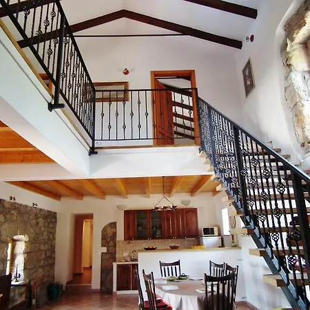 Ola 309 Villa *